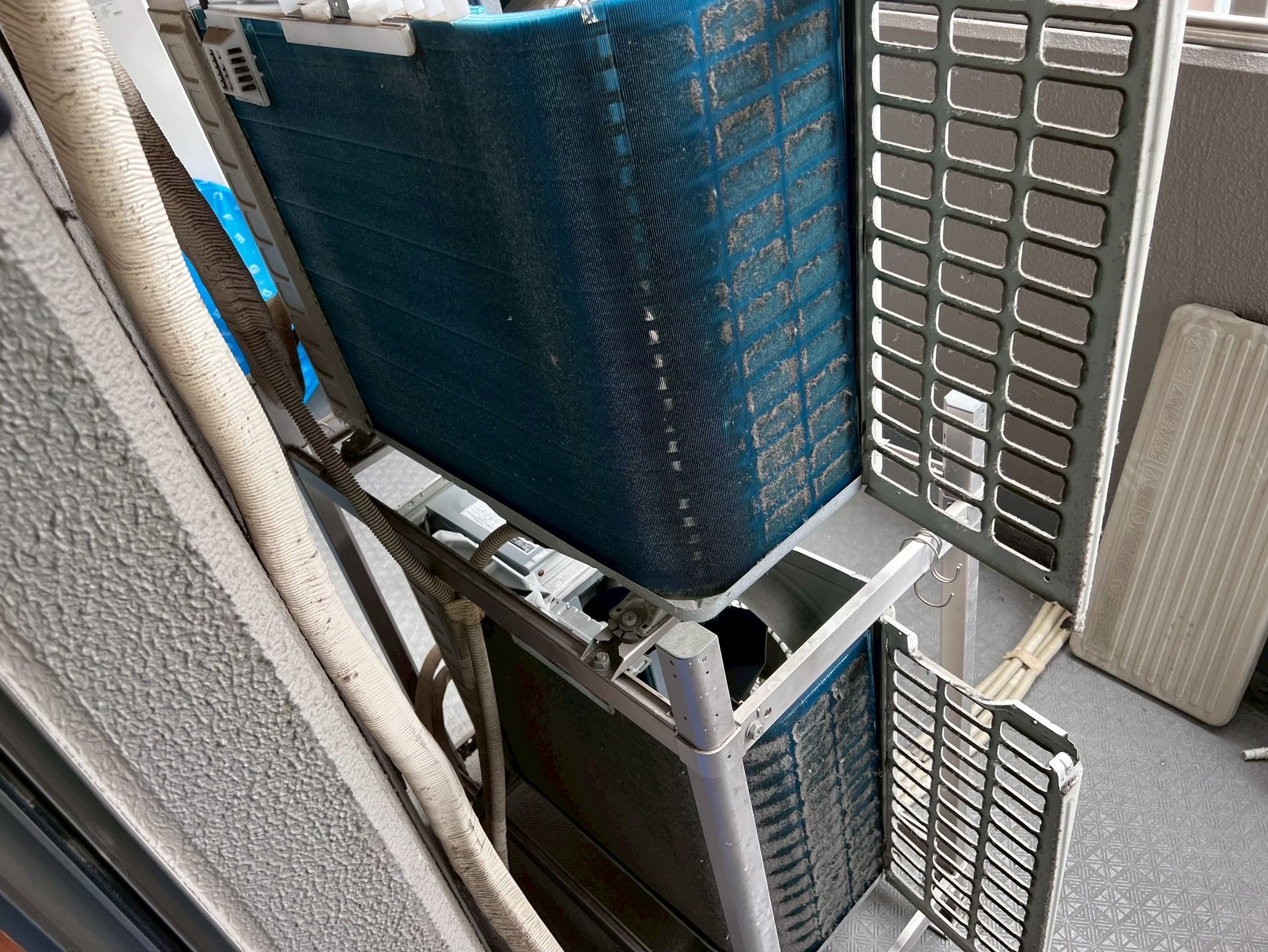 室外機全体ビフォー